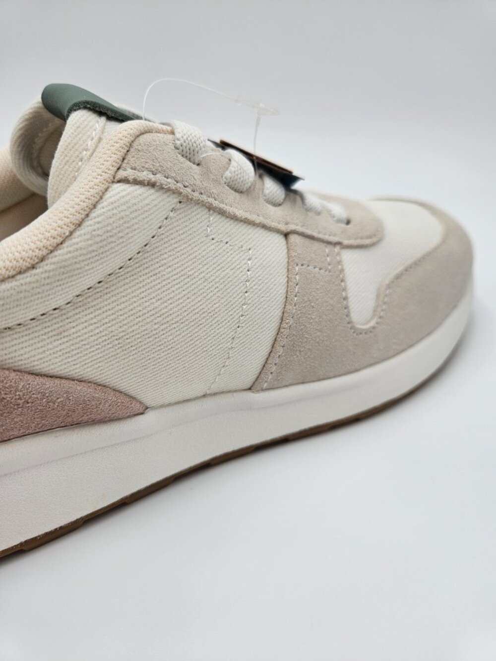 NWT TOMS Women’s TRVL LITE Retro Runner | Natural Egret Suede | Size 7.5 - Picture 7 of 12